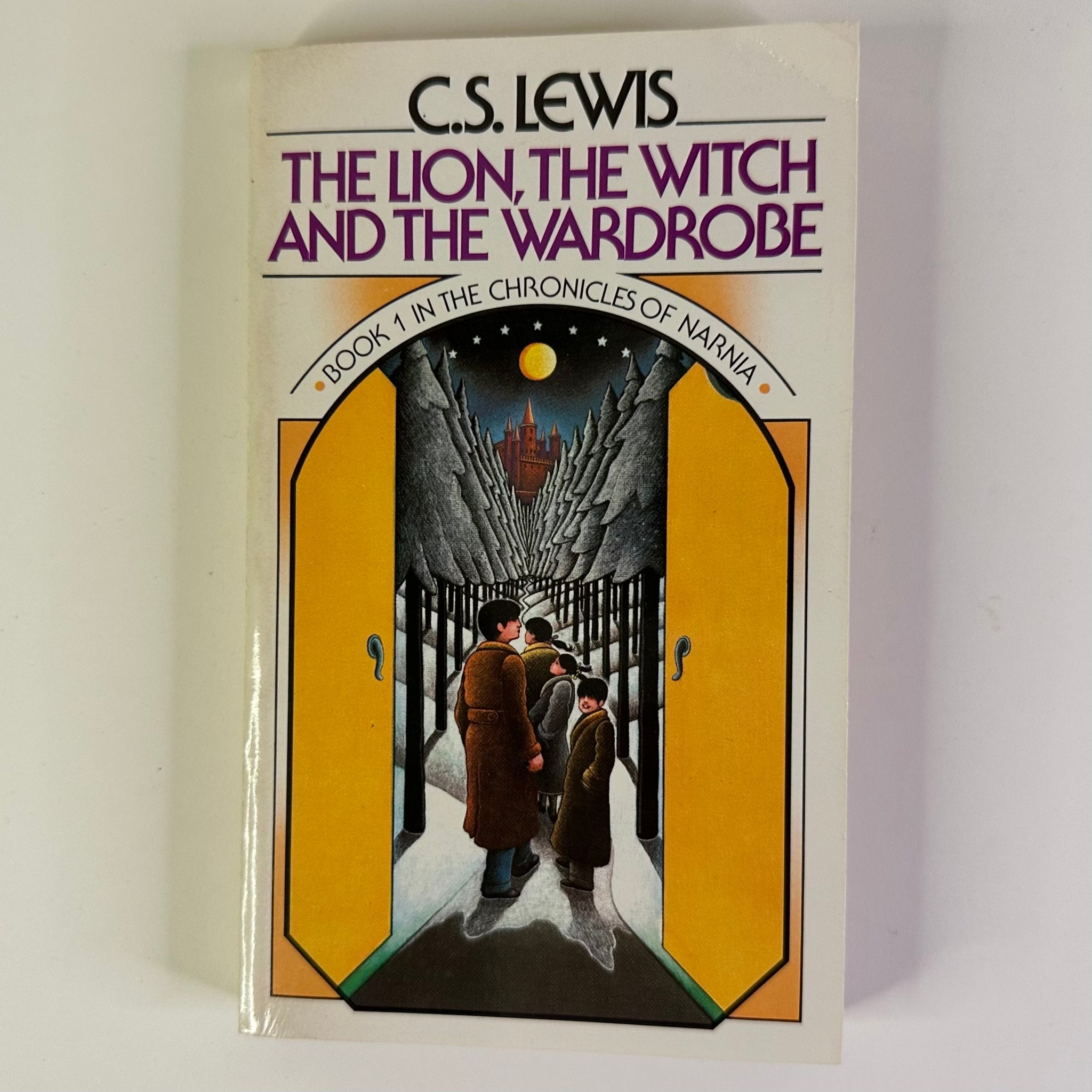 Vintage Narnina/Cs Lewis Set