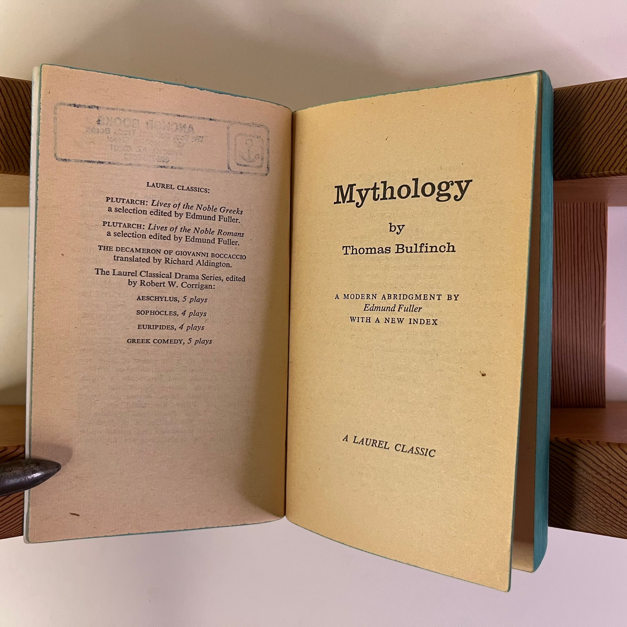 1959 Mythology by Thomas Bulfinch