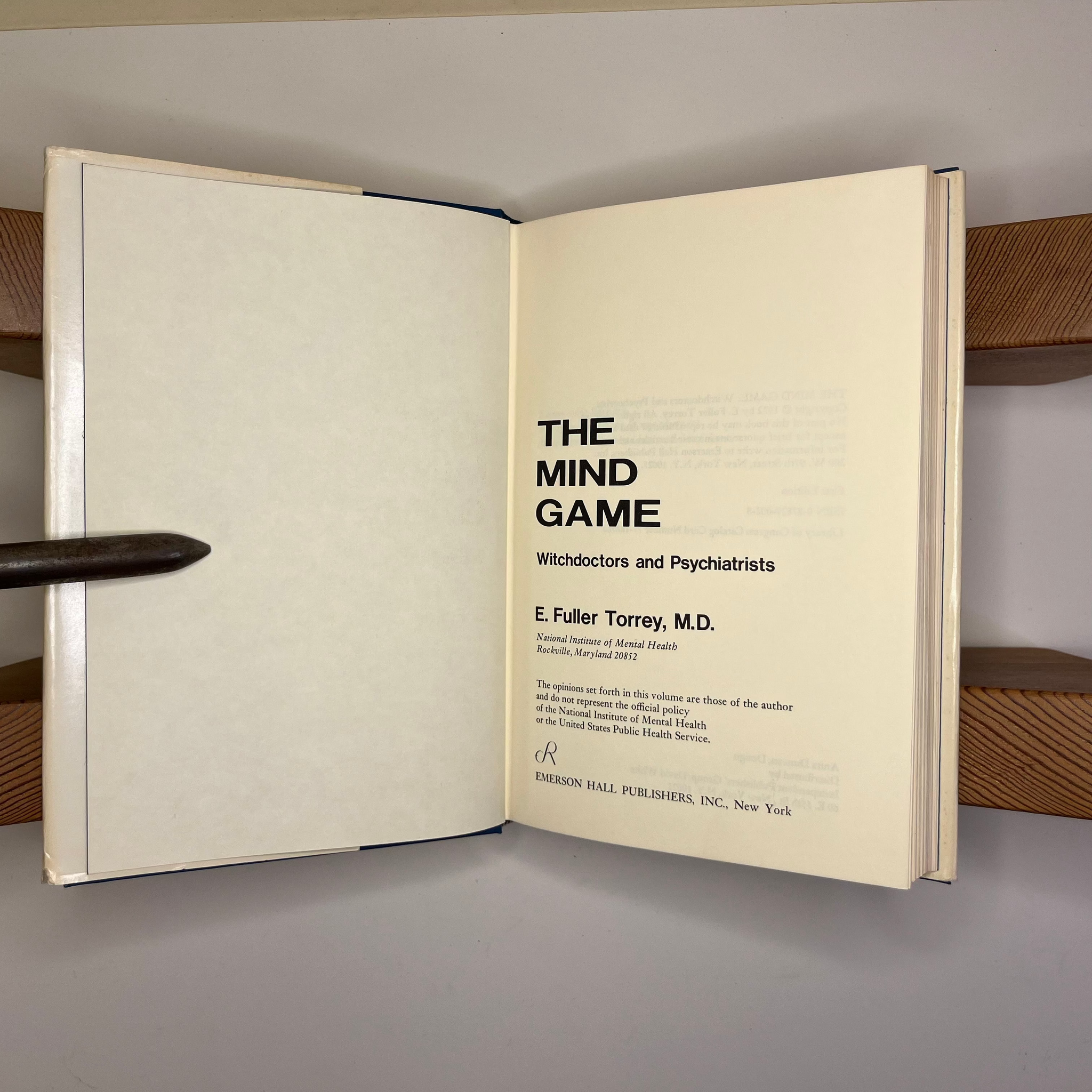 1972 The Mind Game Witchdoctors and Psychiatrists By E. Fuller Torrey