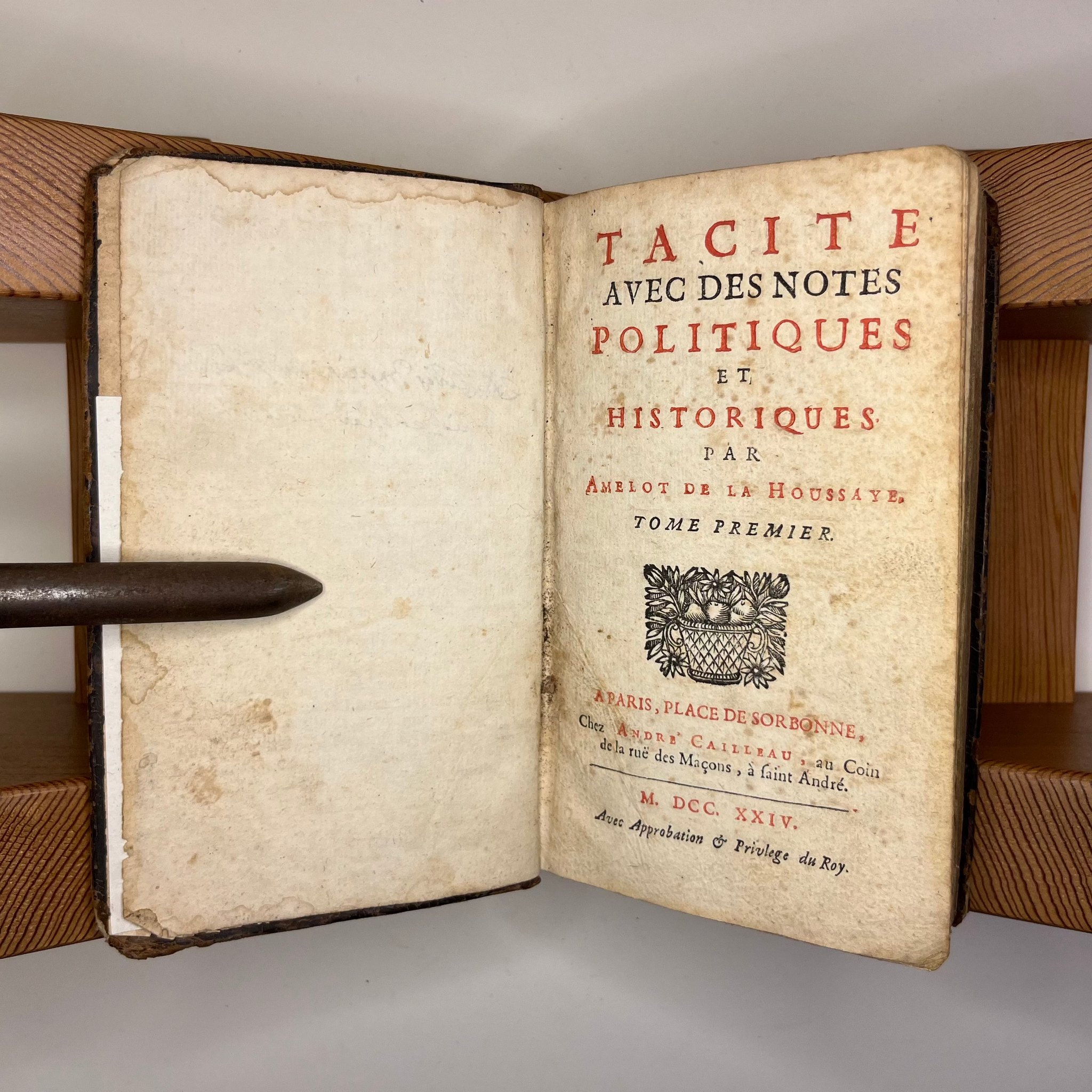 1824 Tacite. Avec des notes politiques et historiques