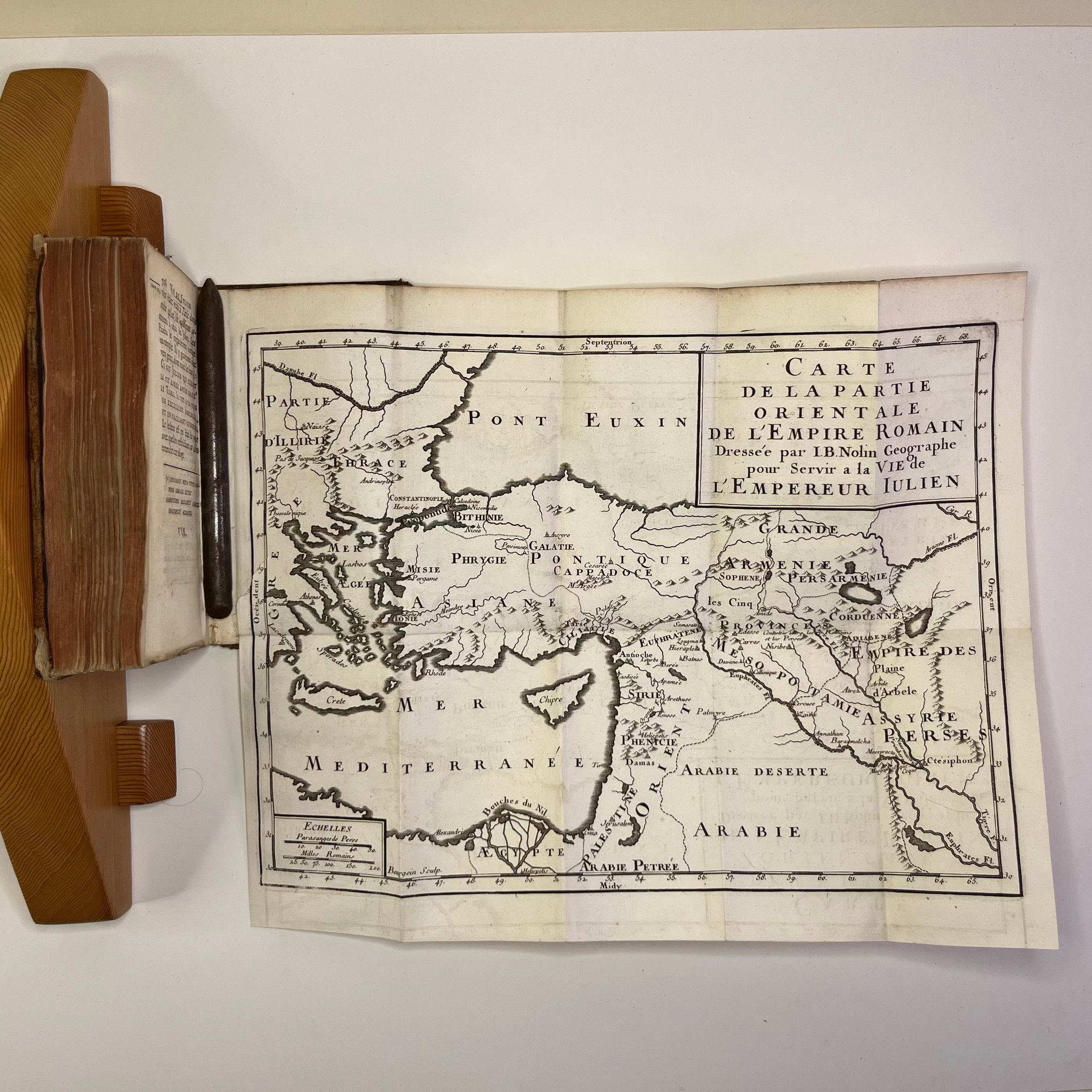 1824 Tacite. Avec des notes politiques et historiques